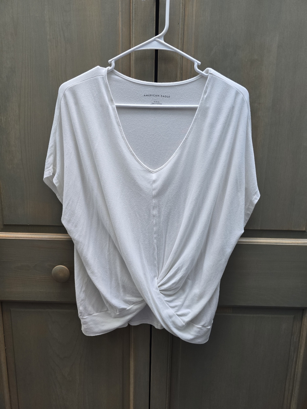 American Eagle Outfitters White V-Neck Twist-Front Short Sleeve Top